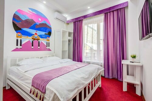 Гостиница White Hotel & Hostel в Бишкеке