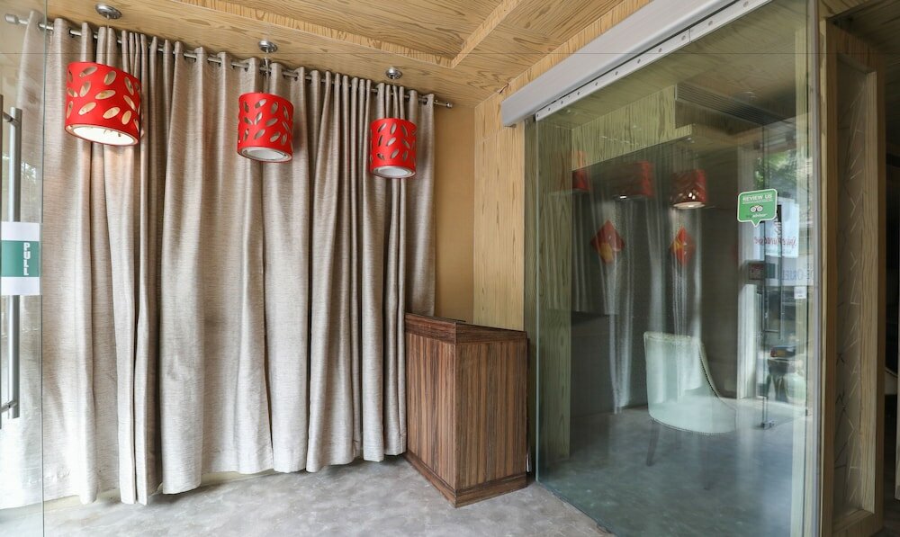 Фото Treebo Select Grand Premier Suites