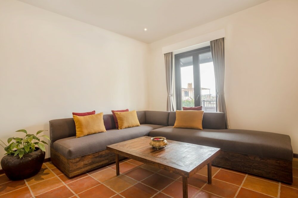 Фото Hotel Roadhouse