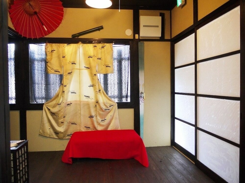 Фото Kyoumachiya-inn Kyoto station south