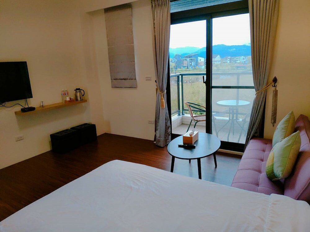 Фото Light Travel