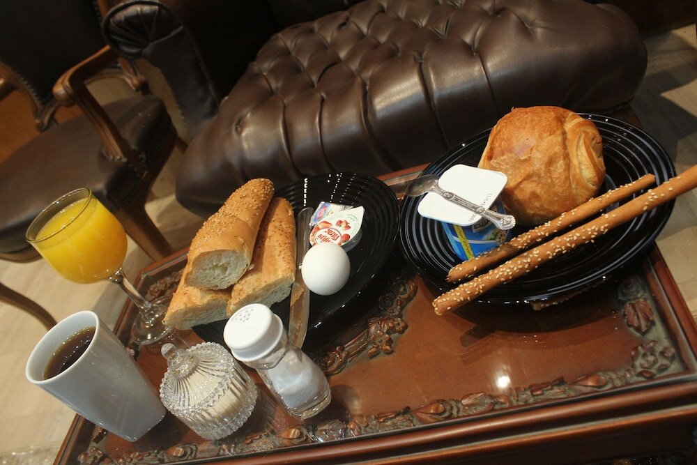 Фото Tahrir Square Hostel