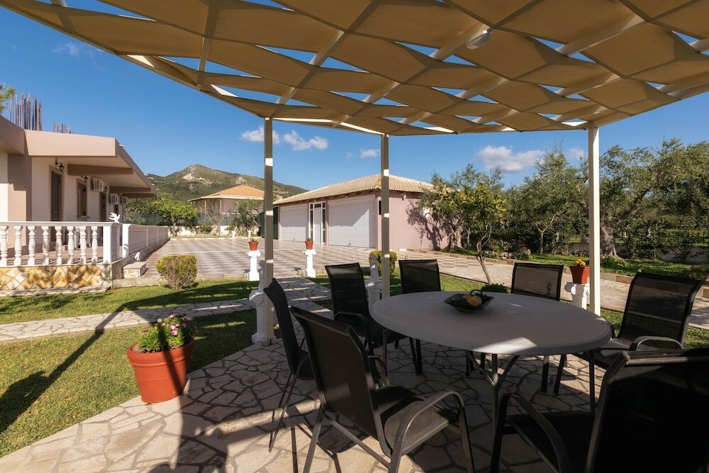 Фото Fontana Holiday Home