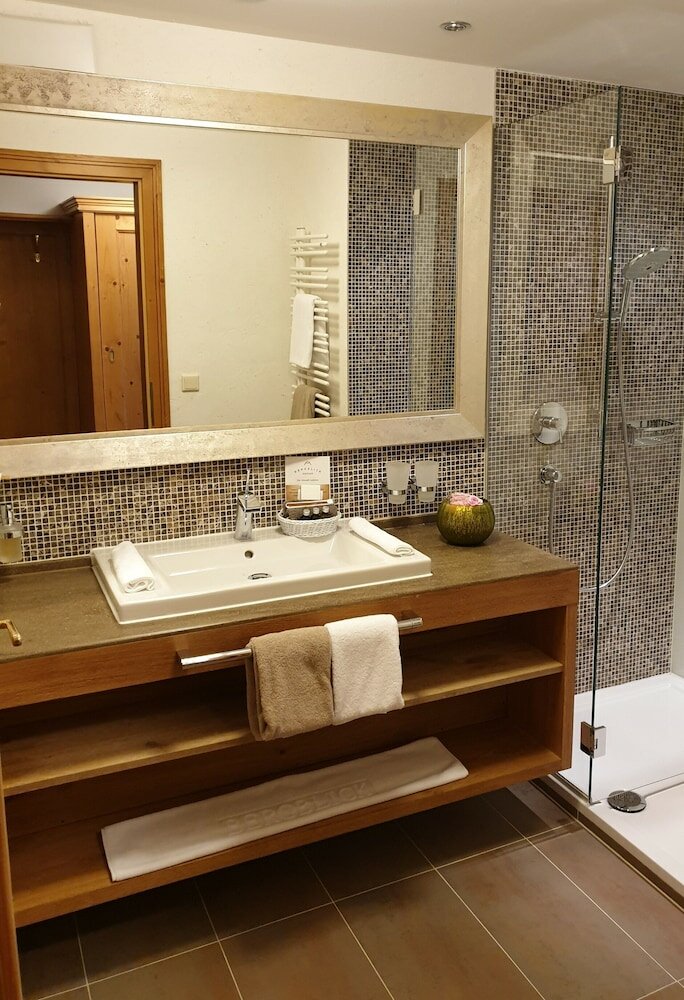 Фото Hotel Bergblick