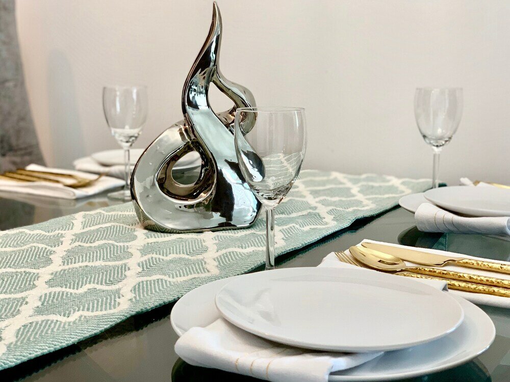 Фото Exquisite 55th Floor 2 Bed 2 Bath Parking