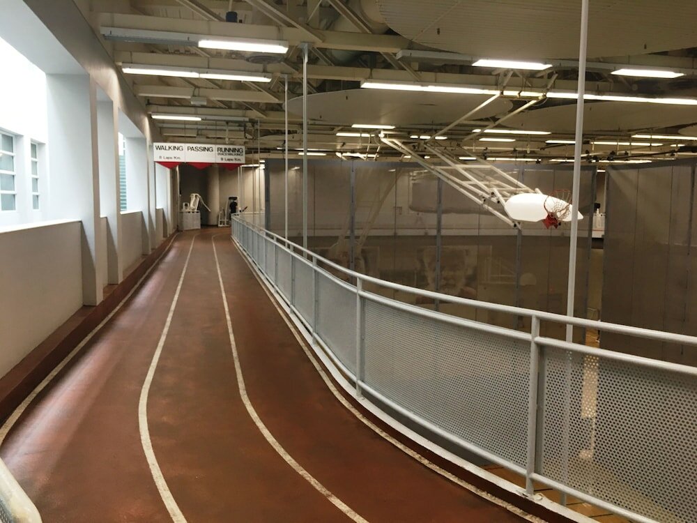 Фото Altitude Suites Bay Street by Teristo Group