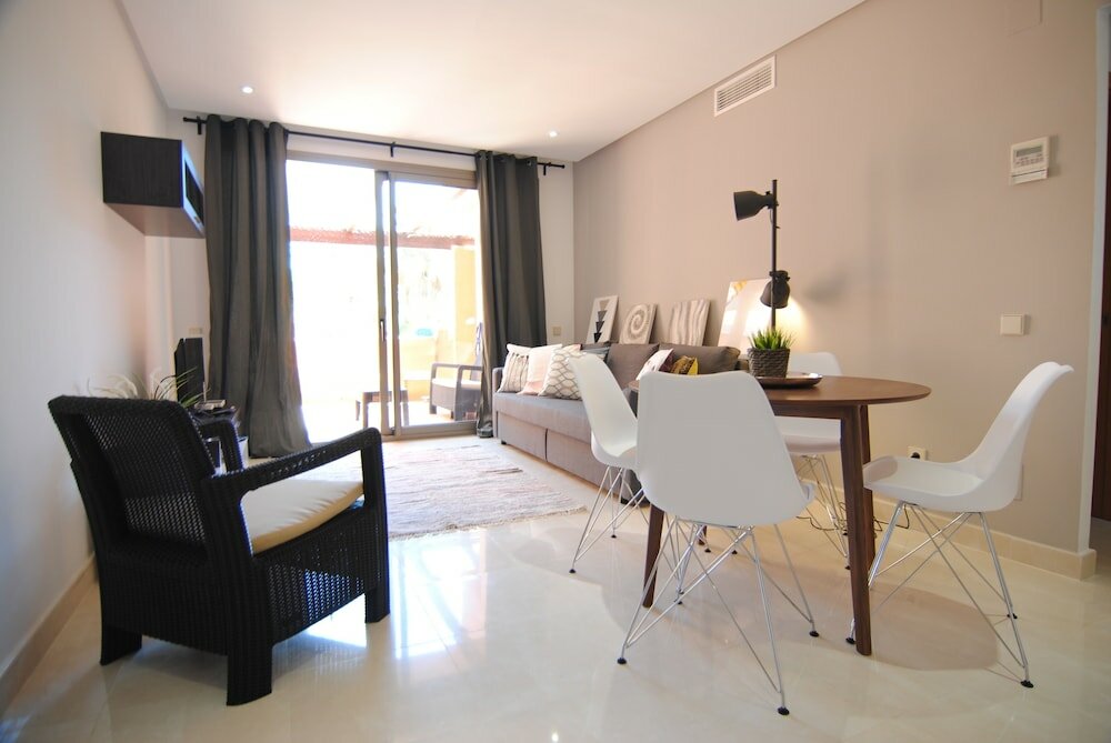 Фото Golf Resort 2Beds Terrace Apartment