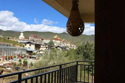 Гостиница Shangri-La Youyou Inn