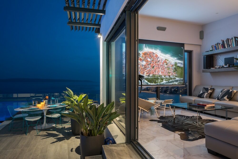 Фото Luxury Villa Riva with Infinity Pool