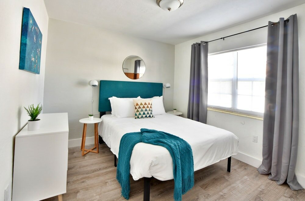 Фото Broadway Suites Downtown by RocketSTAY