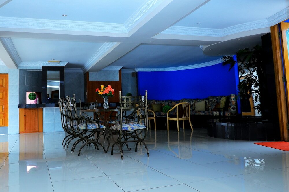 Фото King's Tide Boutique Hotel