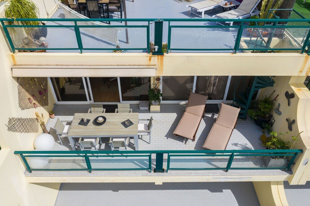 Фото Charming Paint House Apartment in Pestana