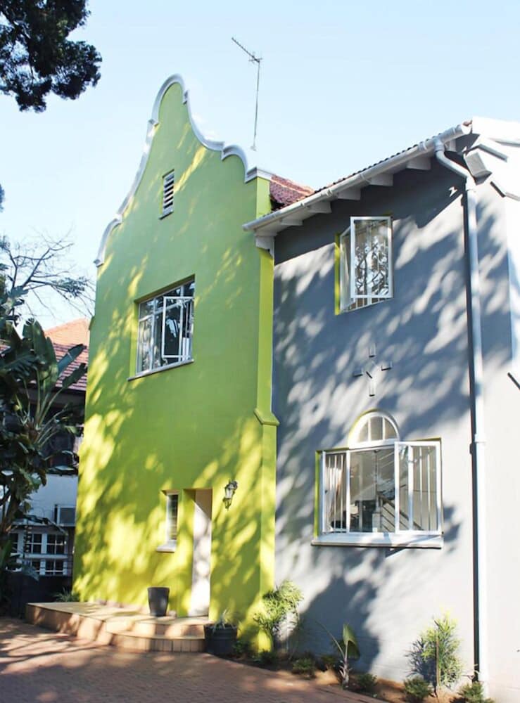 Фото Silver Oaks Boutique Hotel