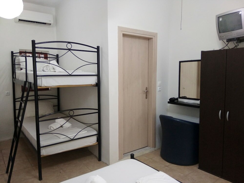 Фото Sarantakis Apartments