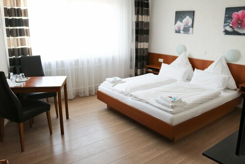 Гостиница Hotel Linnert в Вайтерштадте