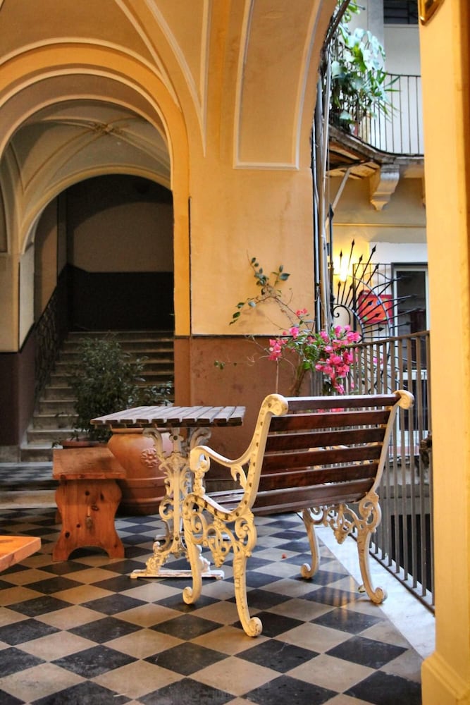 Фото B&b Stesicoro InHabit- Guesthouse City Center