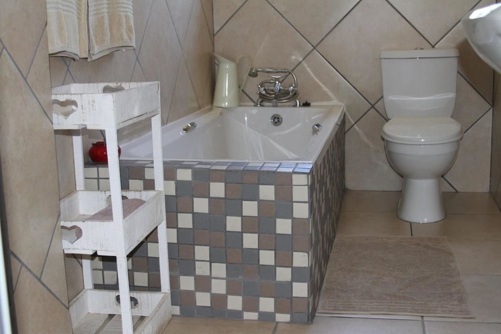 Фото Ripple Hill Hotel