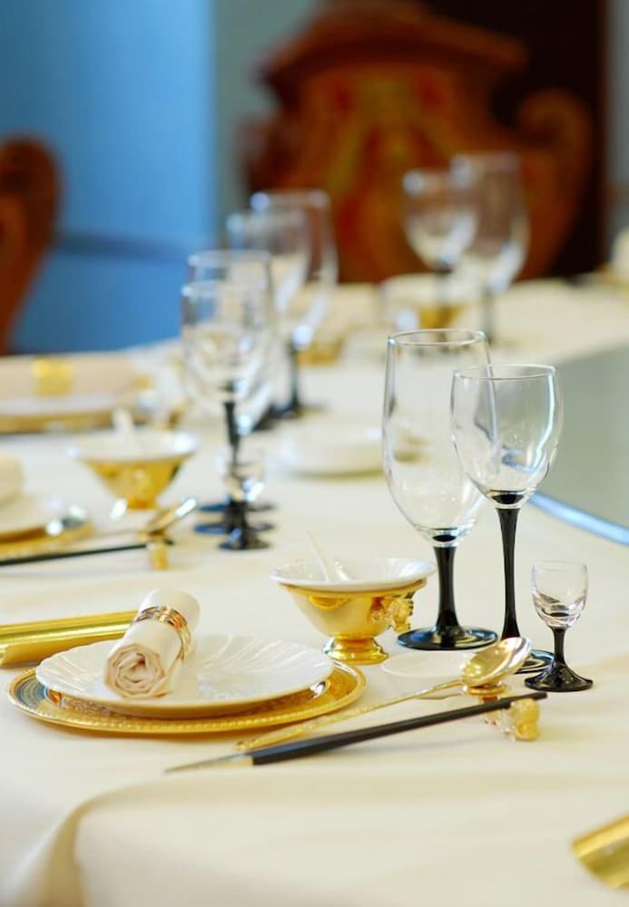 Фото Howard Johnson Wyndham Leonora plzaz Shanghai