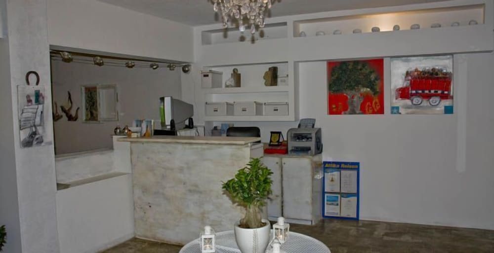 Фото Dryades Hotel