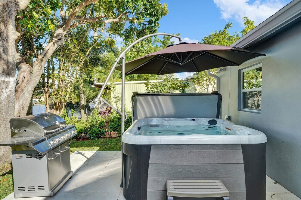 Фото Waterfront Newly Renovated 4 Br Home