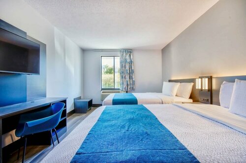 Гостиница Red Carpet Inn Jeffersonville в Кларксвилле