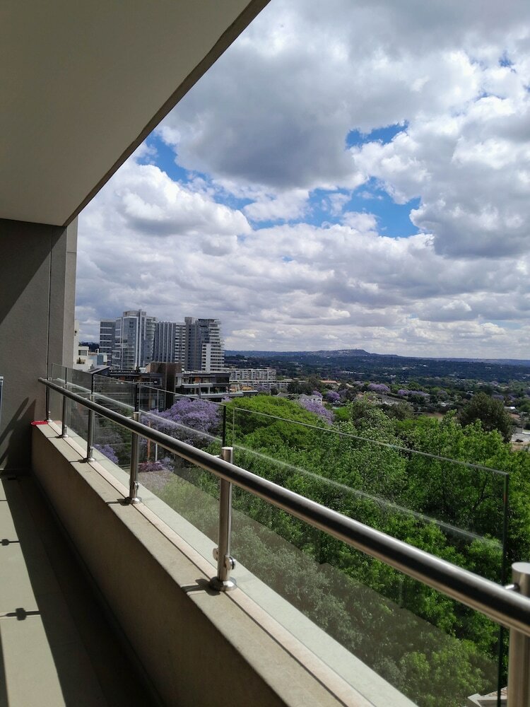 Фото Cgrsa Apartment Sandton