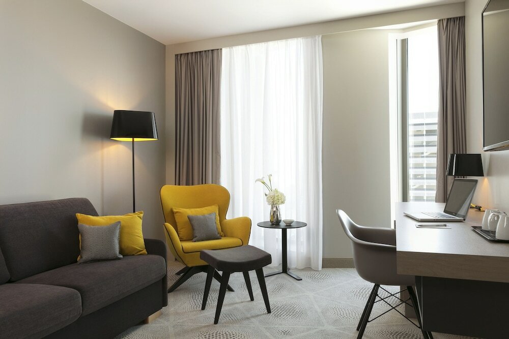 Фото Hilton Garden Inn Paris La Villette
