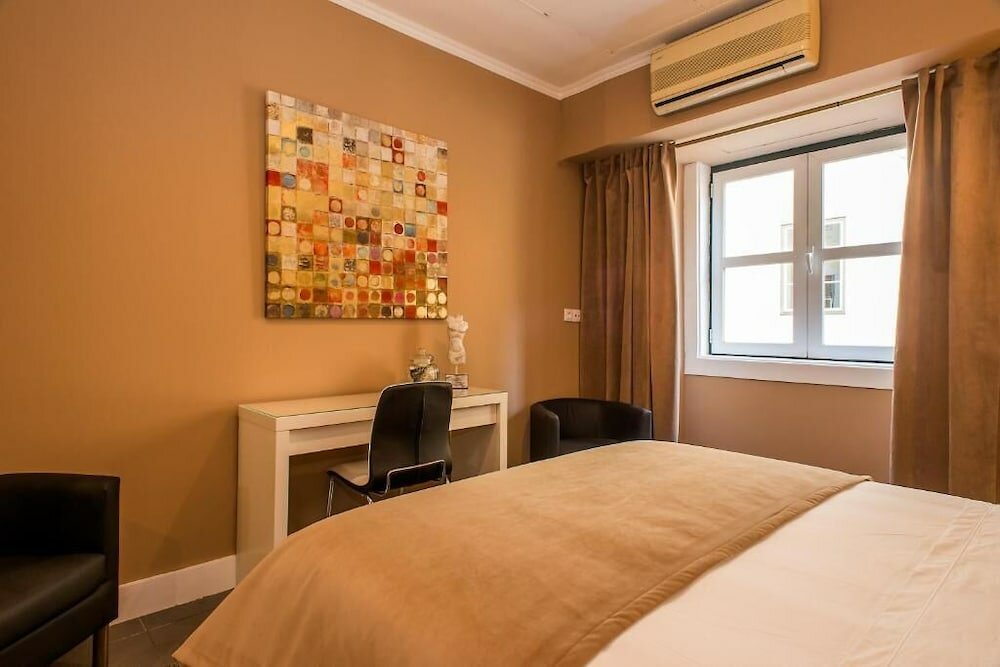 Фото Ph Downtown Suites