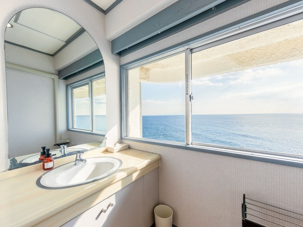 Фото Atagawaonsen Blue Ocean