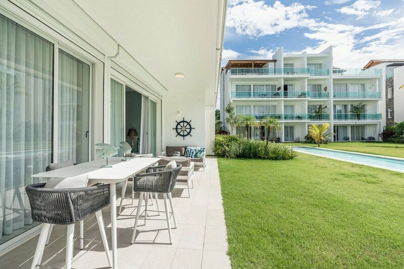 Гостиница Playa Bonita Amazing Condo at Lake View 31b