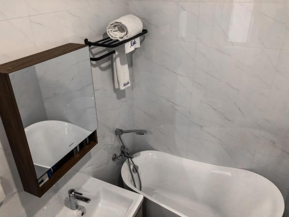 Фото Elizabeth Golf Apartment