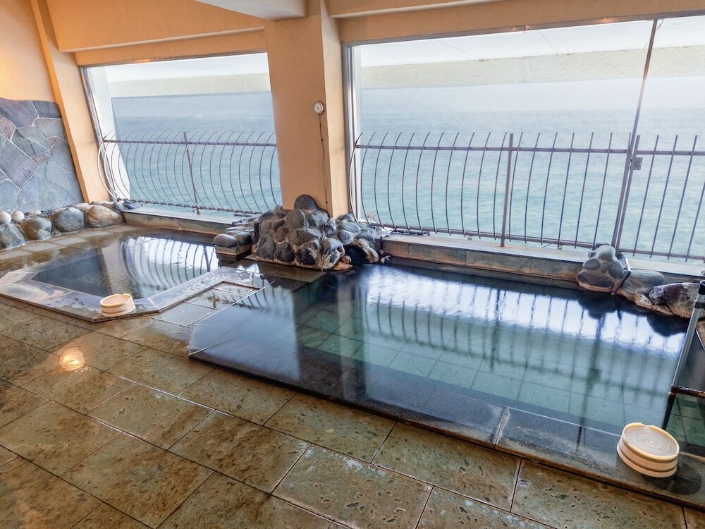 Фото Atagawaonsen Blue Ocean