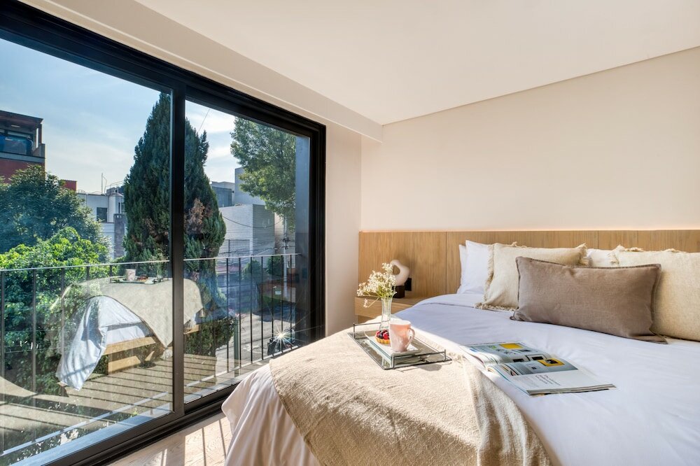 Фото Uliv Poe 240