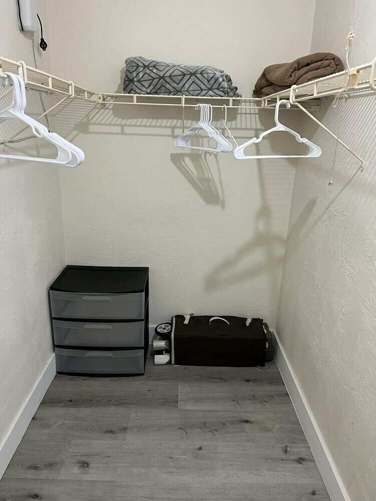 Фото Luxurious & Spacious Townhouse 6 Miles From Beach