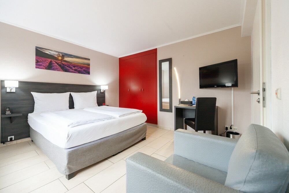 Фото Bivius Eat & Sleep