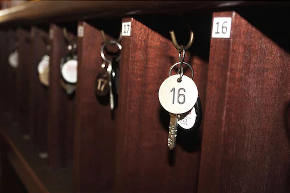 Фото Hotel Altenwerder Hof