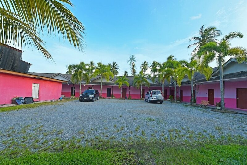 Гостиница Oyo 90689 Chalet Kak Siti