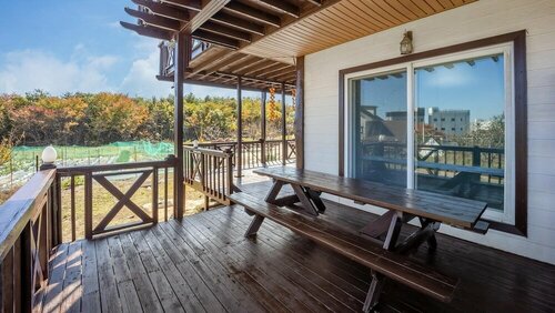 Гостиница Gangneung Soongut Pension