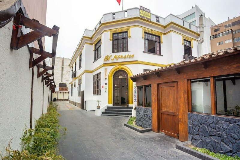 Гостиница El Monarca Miraflores