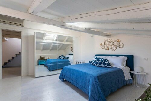 Апартаменты Mirror Apartment With Seaview Terrace