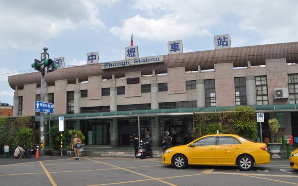 Фото отеля 2