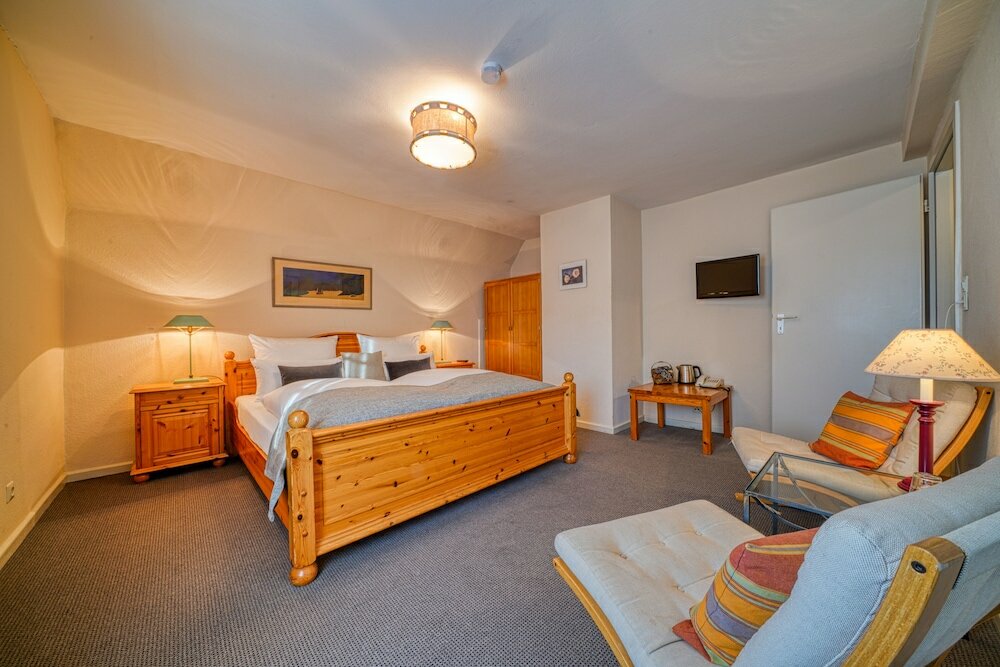 Фото Hotel Zur Eule