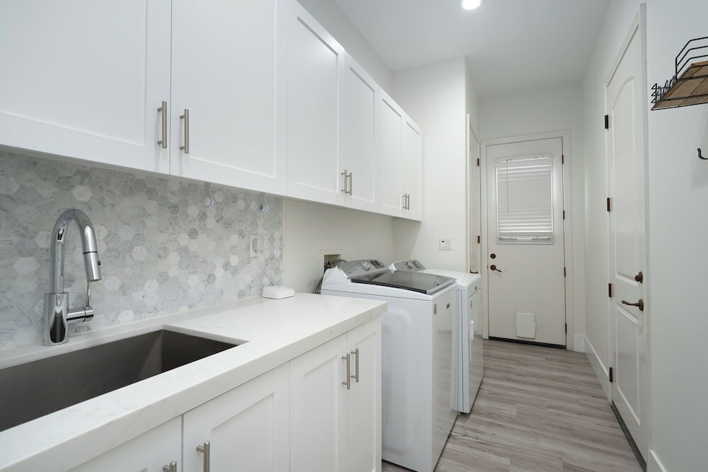 Фото Casa Serenity Luxury Living w Pool & Jacuzzi