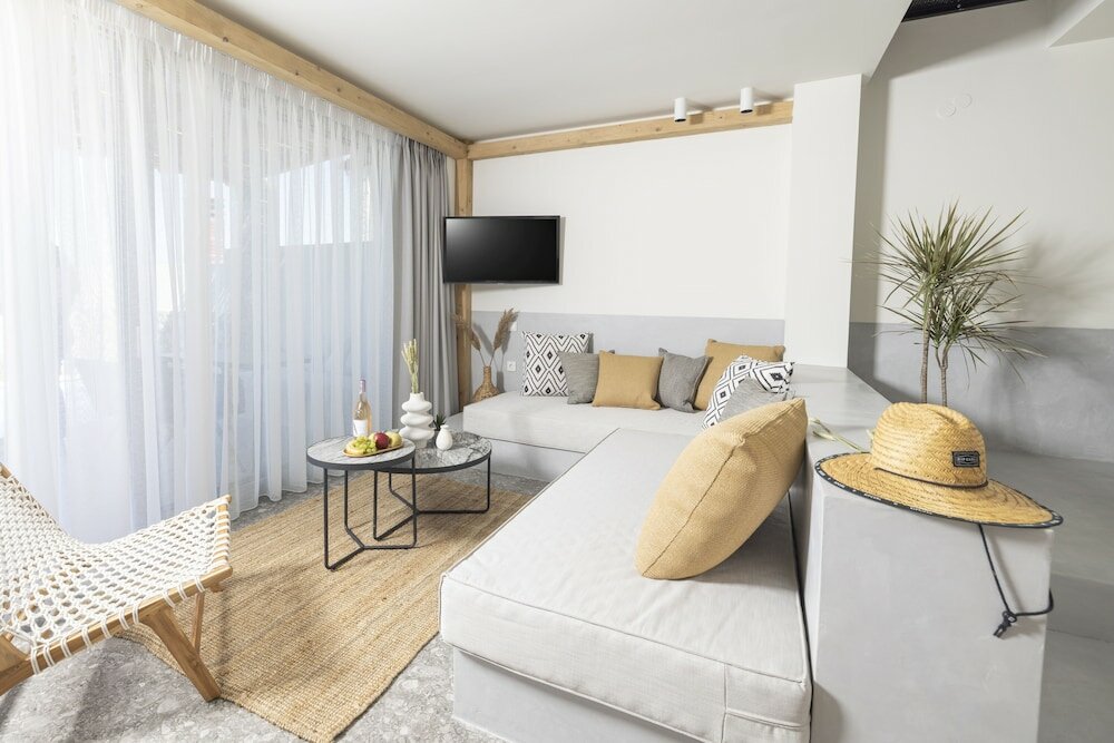 Фото Kaktus Suites Private Pool