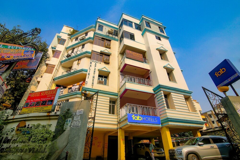 Фото отеля 1