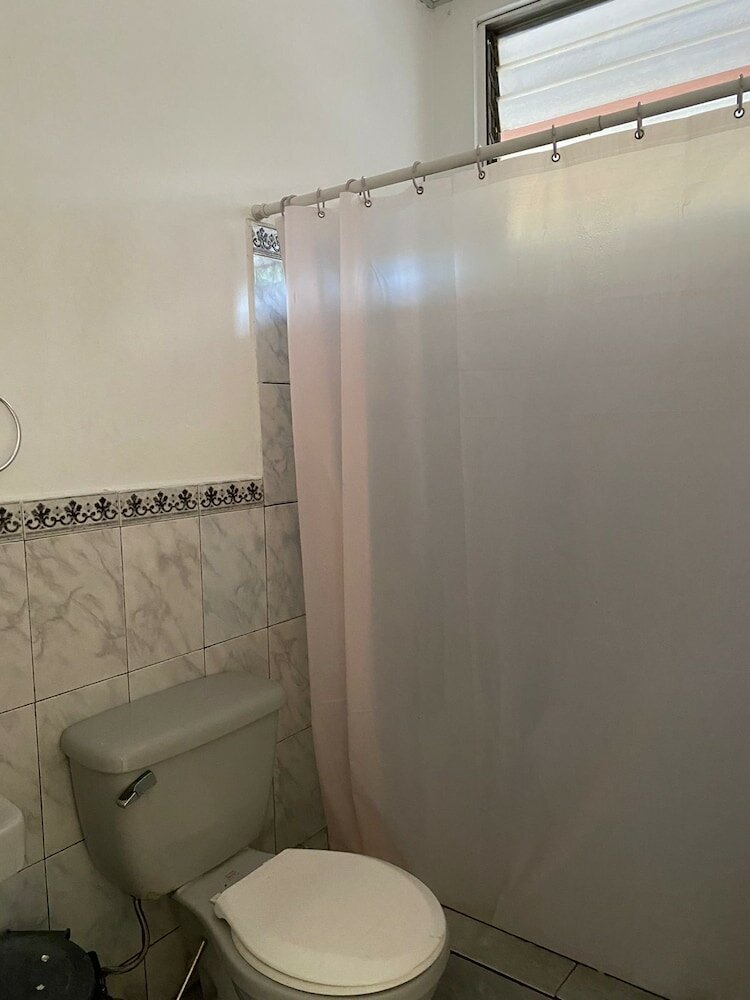 Фото Hostal Los Heroes