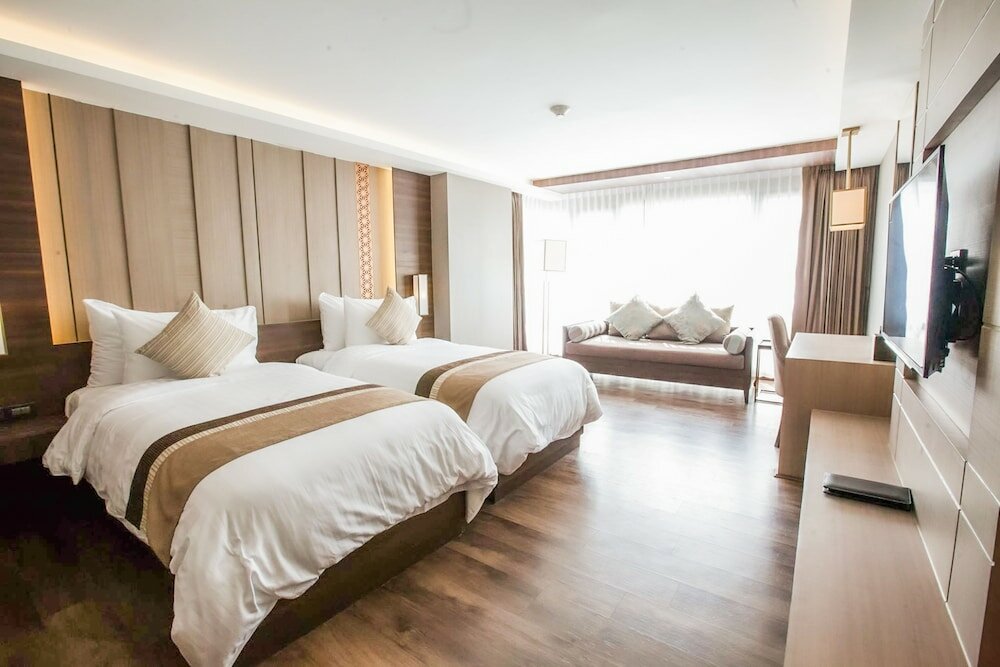 Фото Wealth Lodge Asoke by Favstay