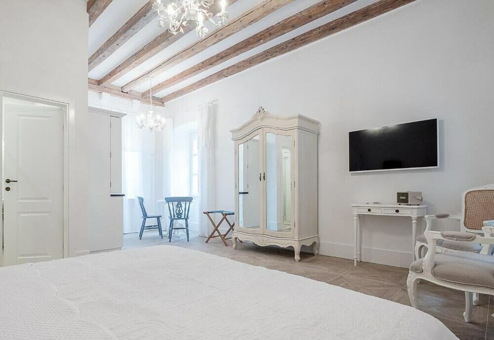 Фото The Byron Dubrovnik