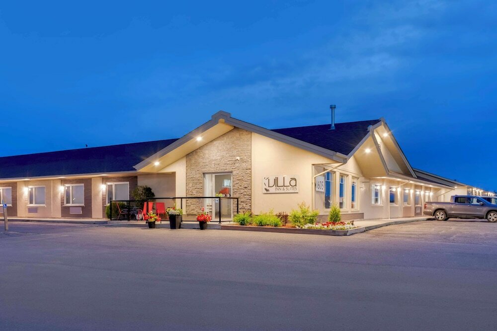 Фото Villa Inn & Suites SureStay Collection by Best Western