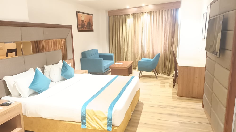 Фото Arcadia Hotel